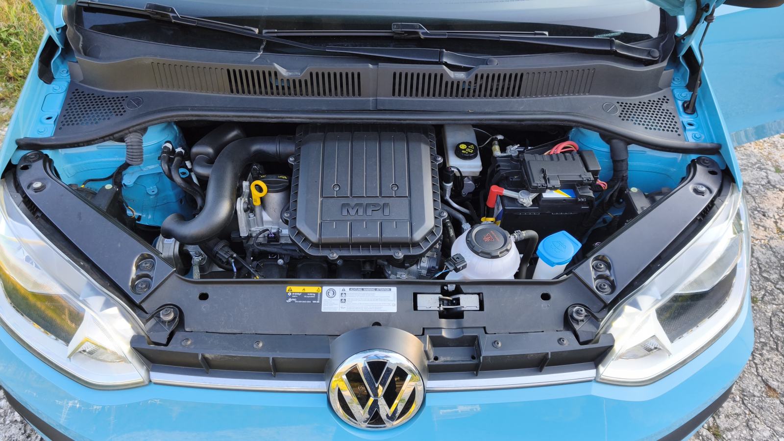 VW Up! 1,0 registriran 04. / 2027., 9053 km, klima, perfektno stanje, fotografija 17