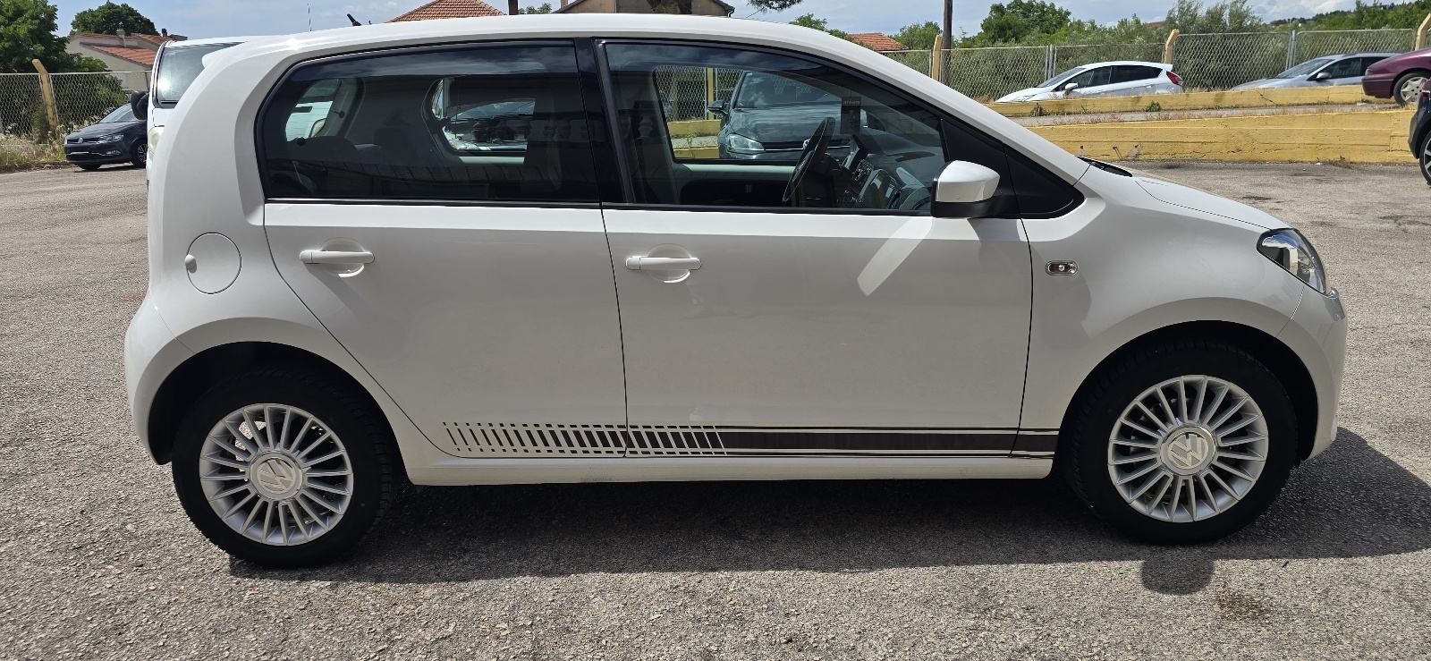 VW Up! 1,0 up!, 2013.g, 120tkm, 60ks, Klima, Alu, fotografija 9