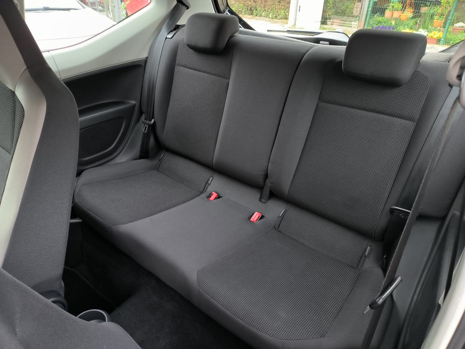 VW Up! 1,0 up! HIGH UP! V. SERVIS, SERVISNA, JAMSTVO, REG. 1 GODINU, fotografija 14