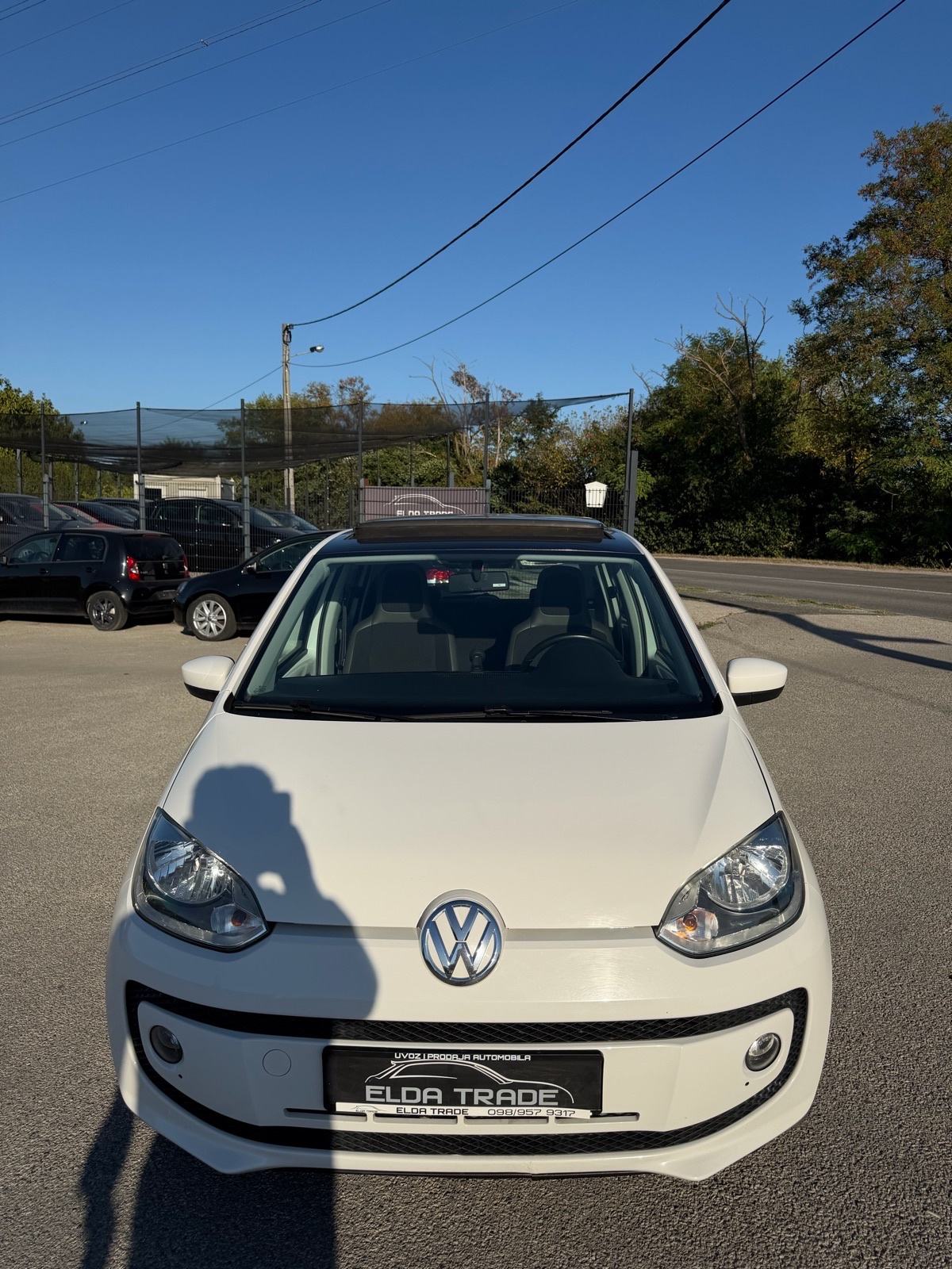 VW Up! 1,0 up! #TOP STANJE #SERVISNA #PANORAMA, fotografija 4