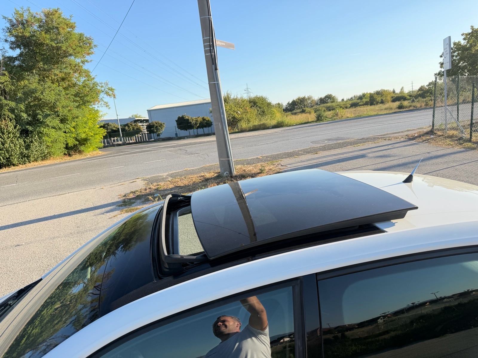 VW Up! 1,0 up! #TOP STANJE #SERVISNA #PANORAMA, fotografija 9