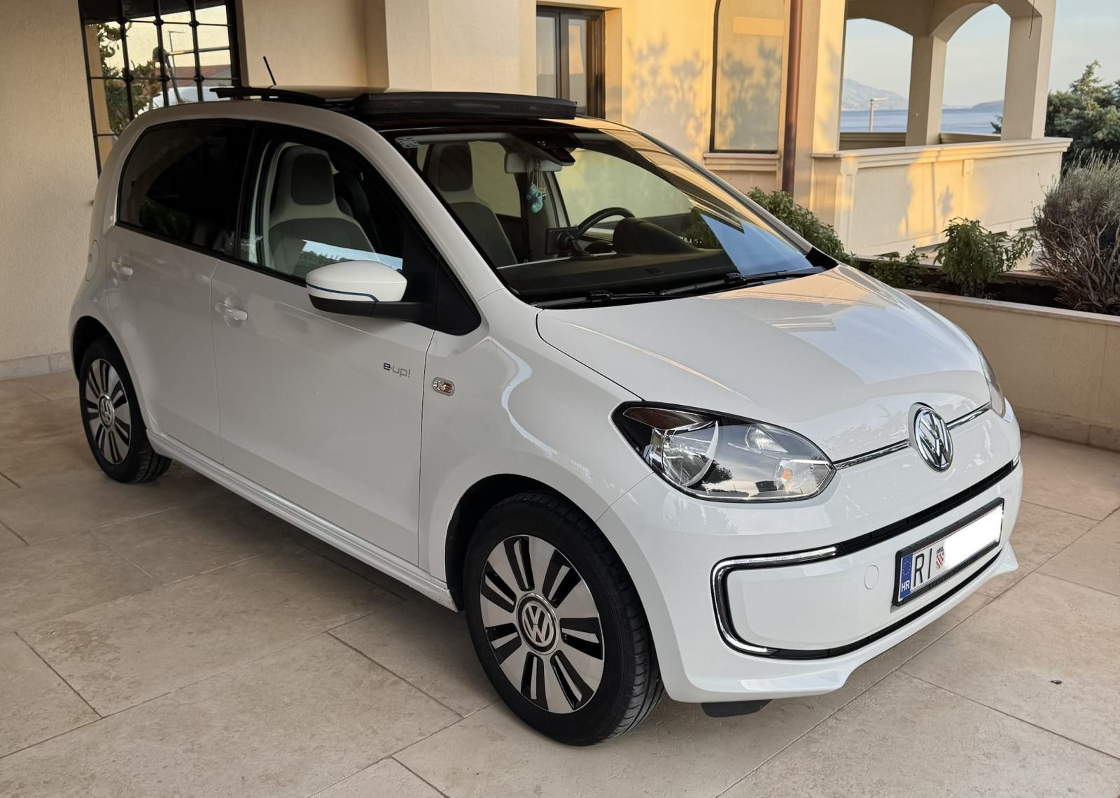 VW Up! E-Up automatik, fotografija 2