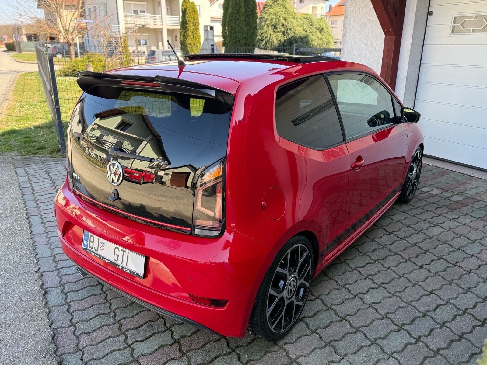VW Up! GTI 1,0 TSI Beats Panorama APR, fotografija 5