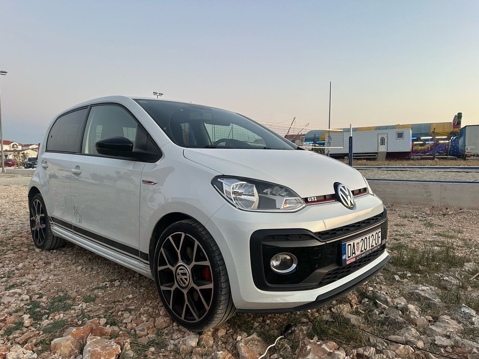 VW Up! GTI, fotografija 15