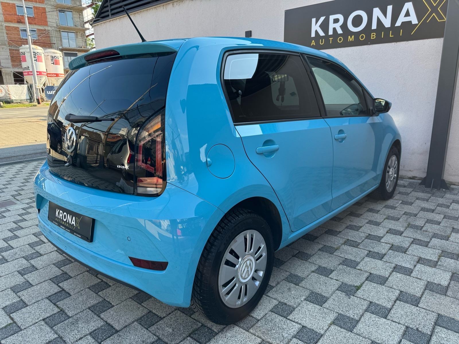 VW Up! Move up! 1,0 (REG:01/27, LED, KLIMA, KAMERA, SERVISNA…), fotografija 4