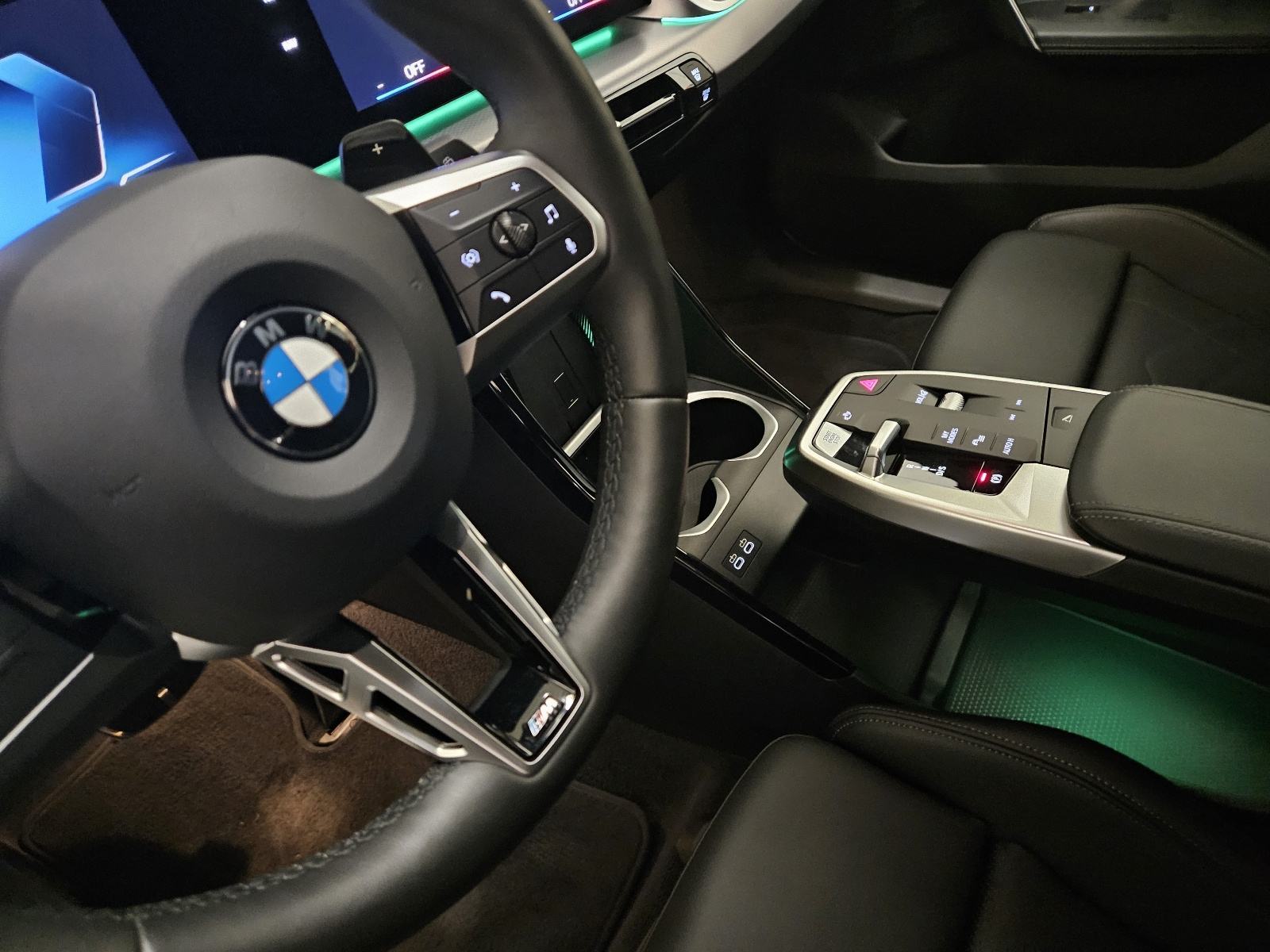 X1 sDrive 18d M Sport 35500 km.cijena s PDV-om, fotografija 7
