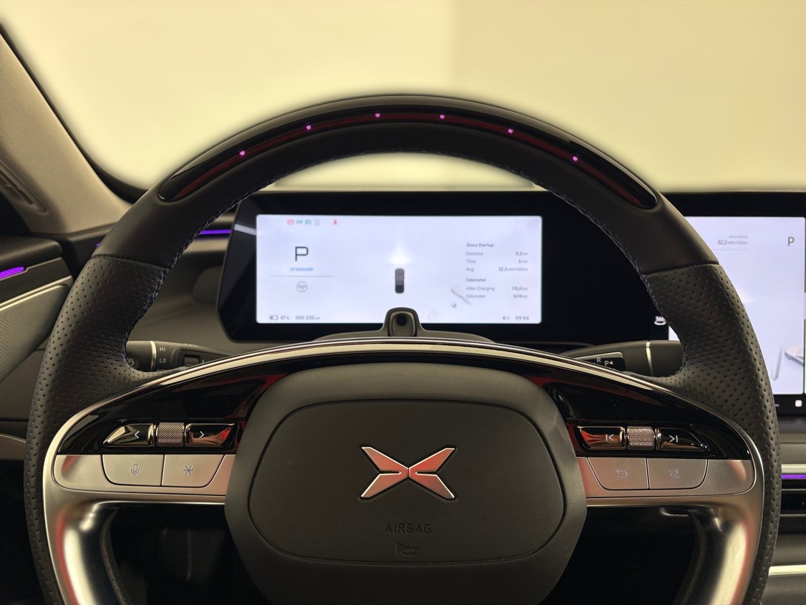 XPENG P7 Performance AWD, fotografija 16