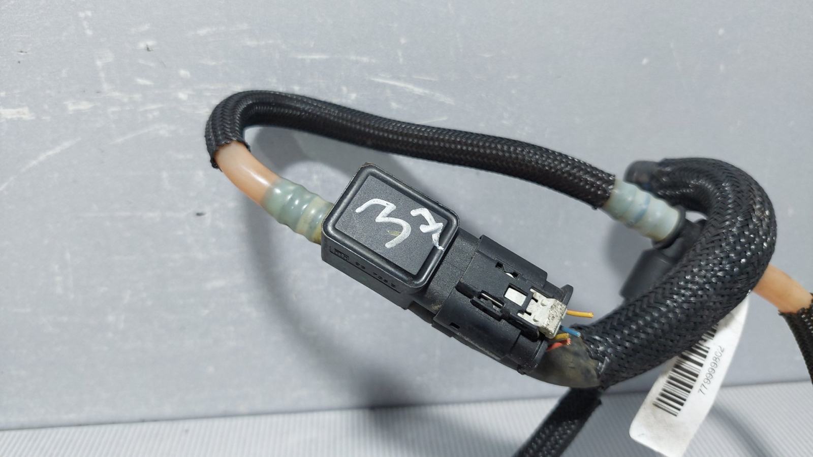 SENZOR PRITISKA GORIVA BMW SERIJA 5 (F10/F11) > 10-13 7802243903