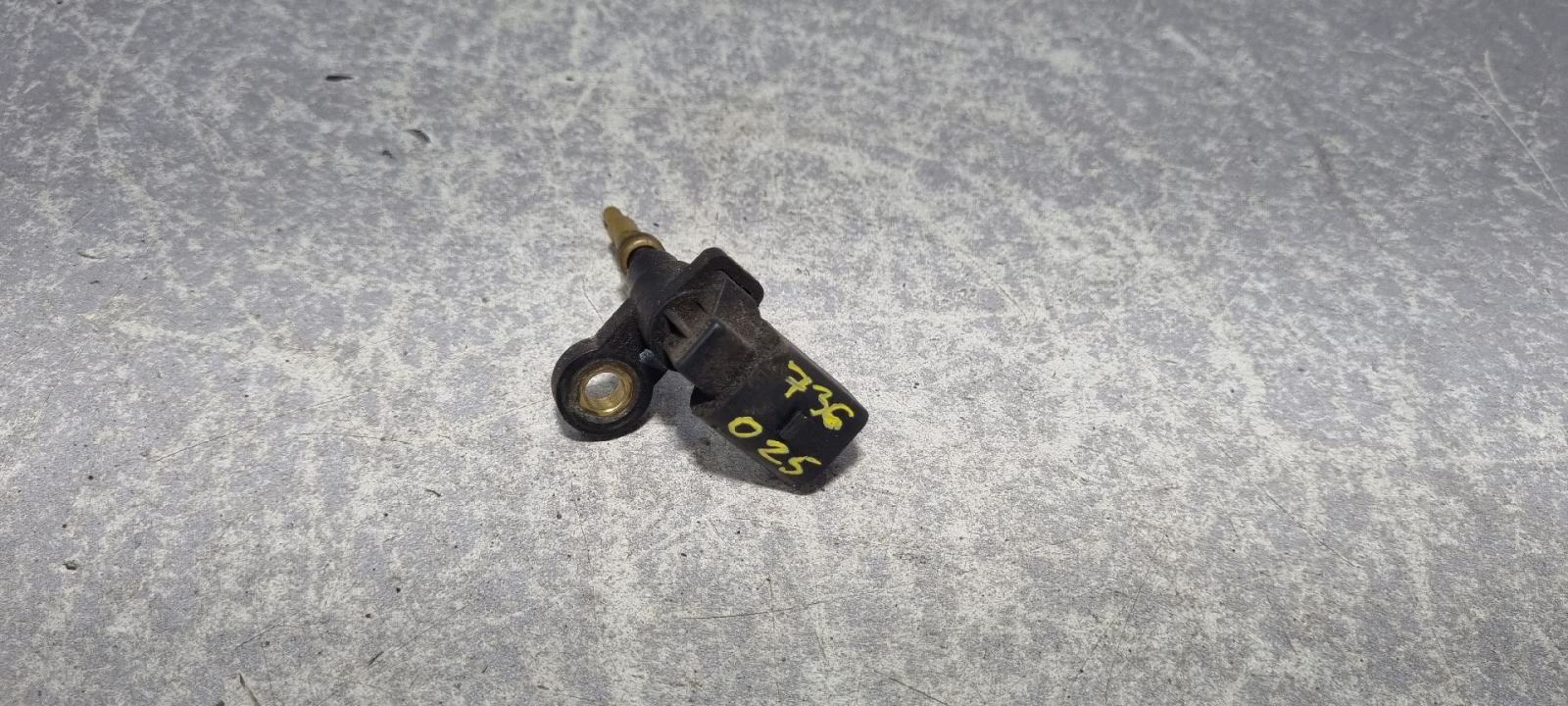 Octaeva SENZOR TEMPERATURE SKODA OCTAVIA > 13-16 04E919501B