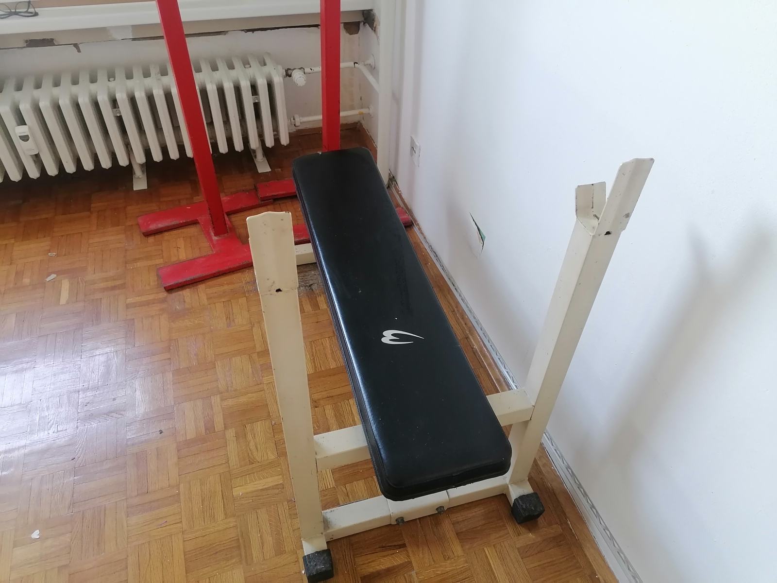 Subasta Bench Bench