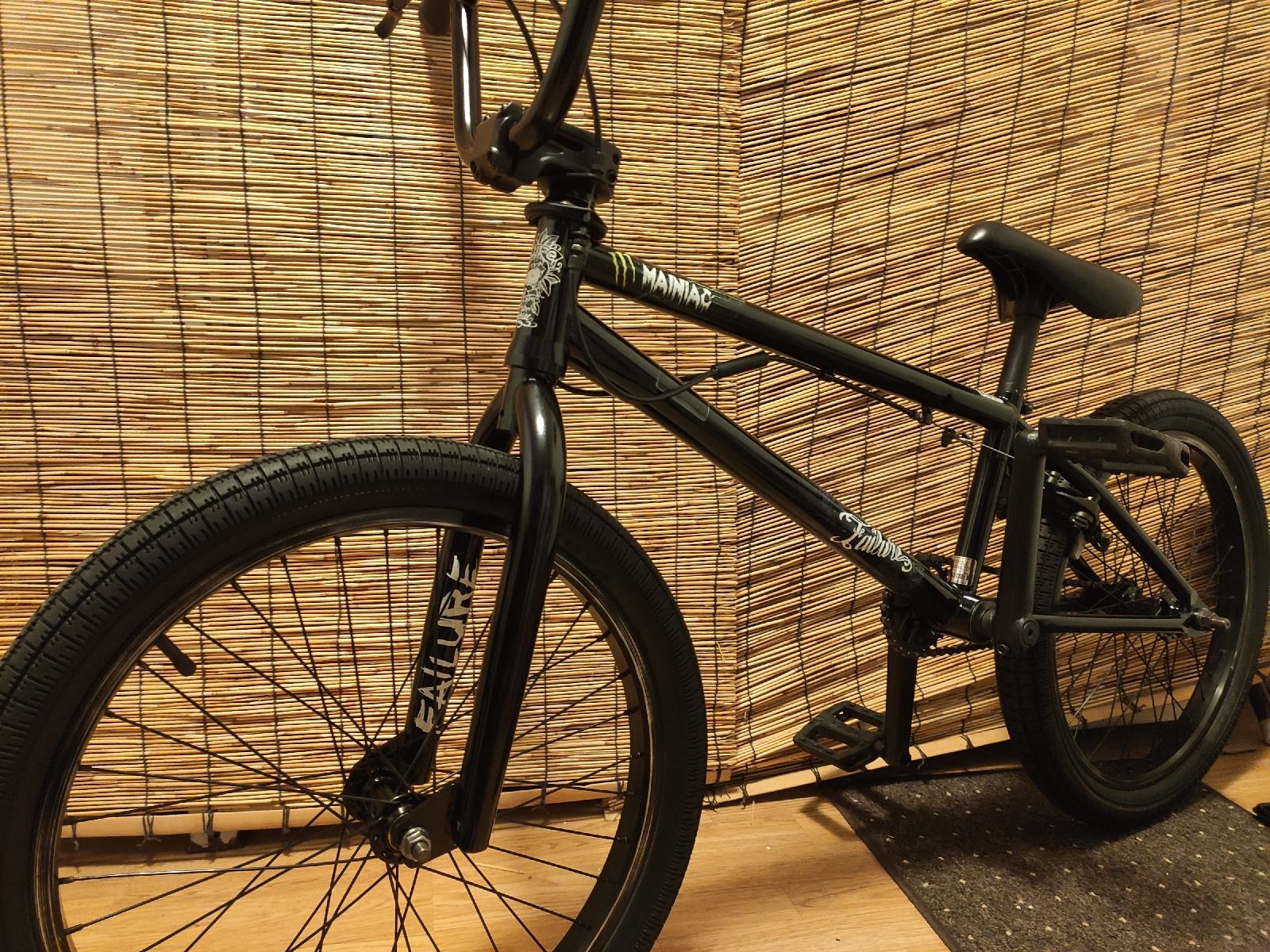 bmx FAILURE MAINIAC (moguće slanje poštom)
