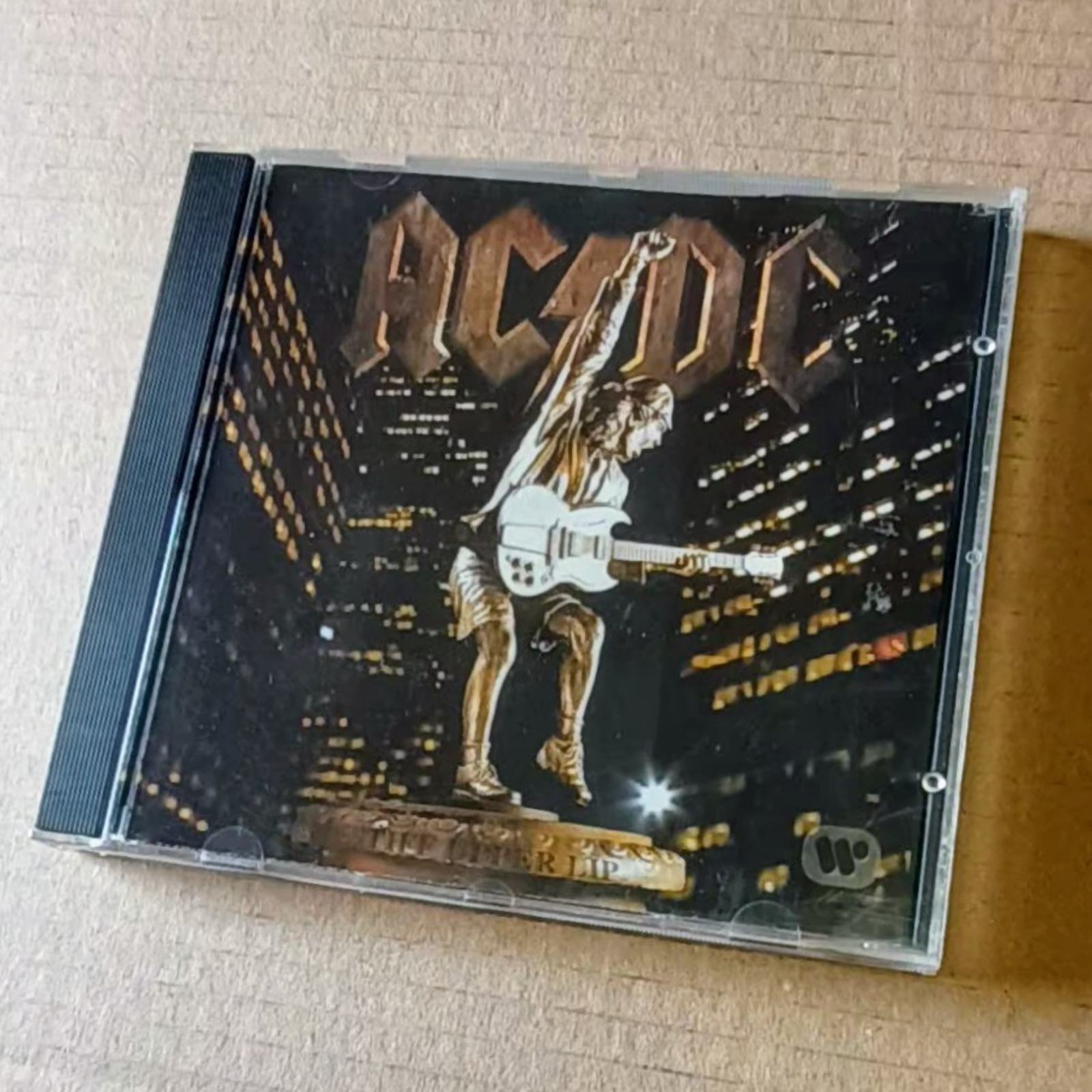AC/DC – Stiff Upper Lip - CD