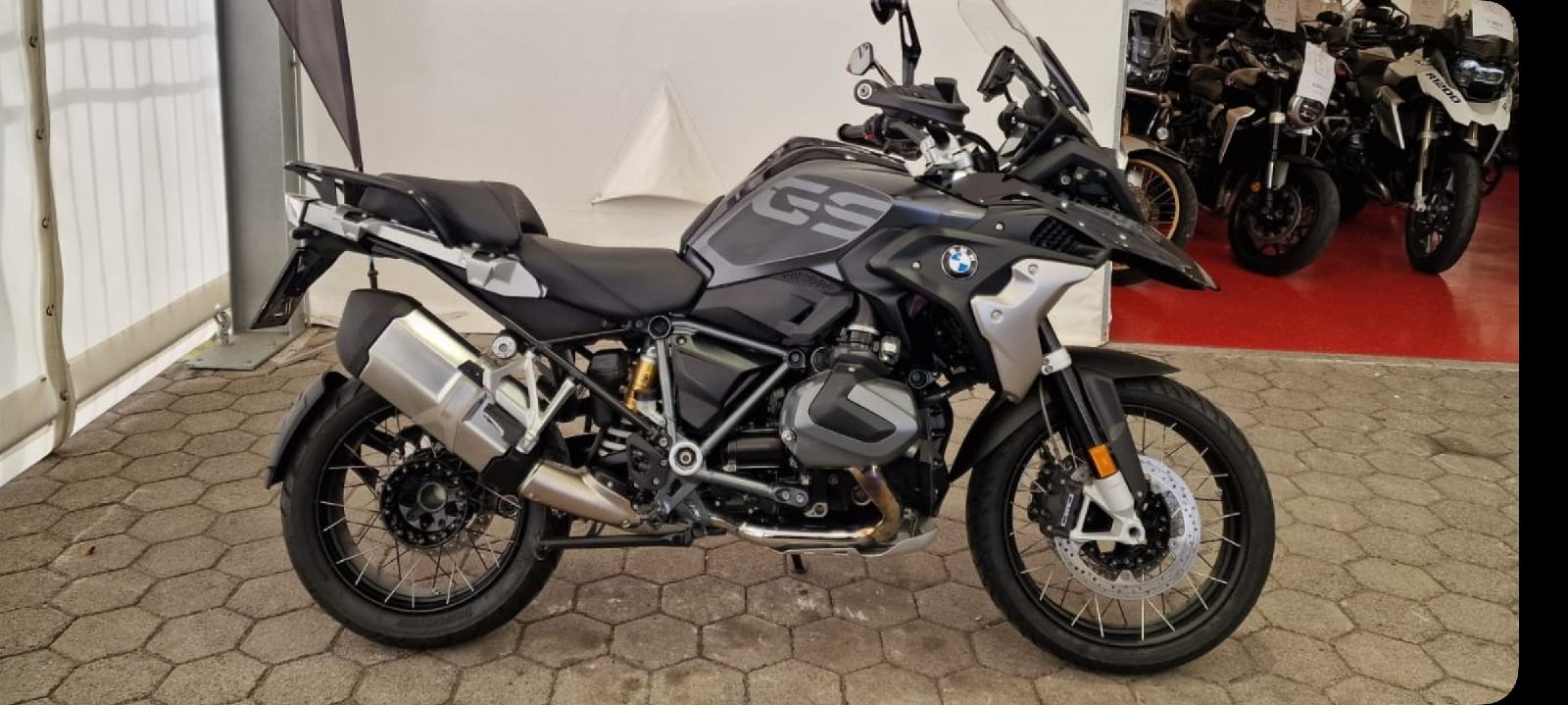 BMW R 1250 GS TRIPLE BLACK ABS TCS ESA RDC, S GARANCIJOM, 2021 god.