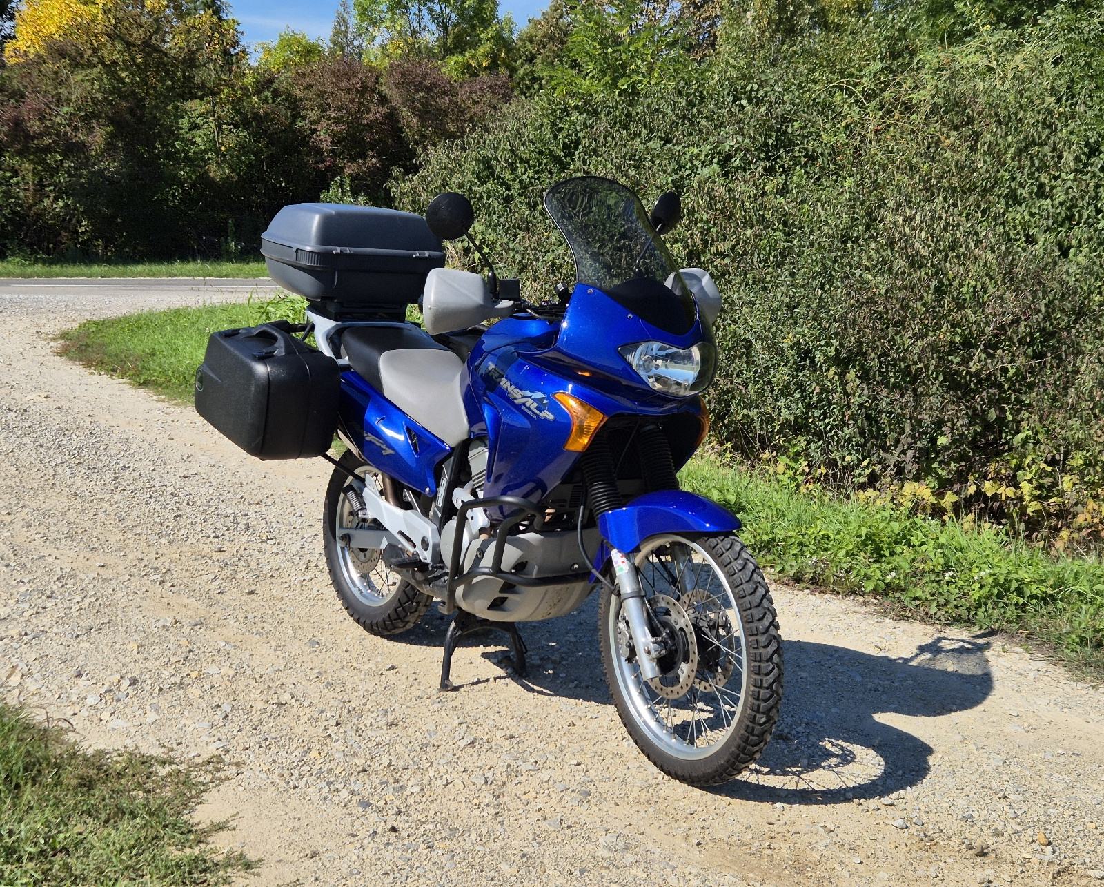 honda-transalp-650-2001-god
