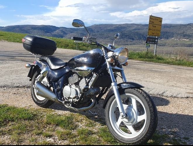 Boîte à Air (filtre à Air) D'occasion Pour Kymco Venox 250 (modèles 2002, 2003, 2006)