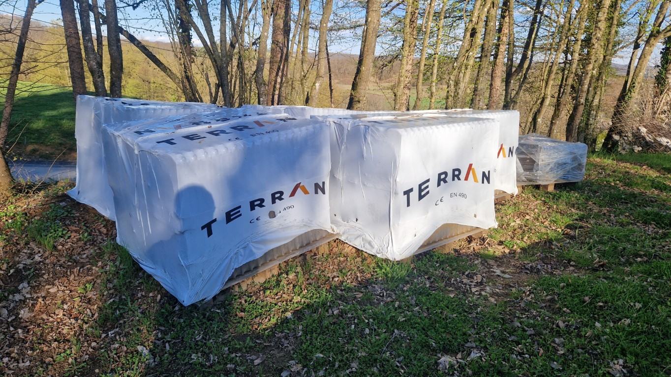 RUNDO MEDITERRAN EL 1/1 CRIJEP - TAMNOSMEĐA BOJA