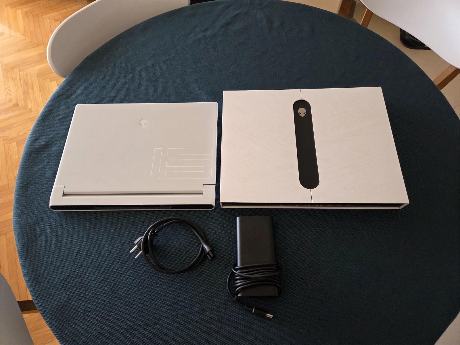 Dell Alienware x15 R1 MFYX4 i7-11800H 16GB/1TB SSD 15 FHD RTX3060