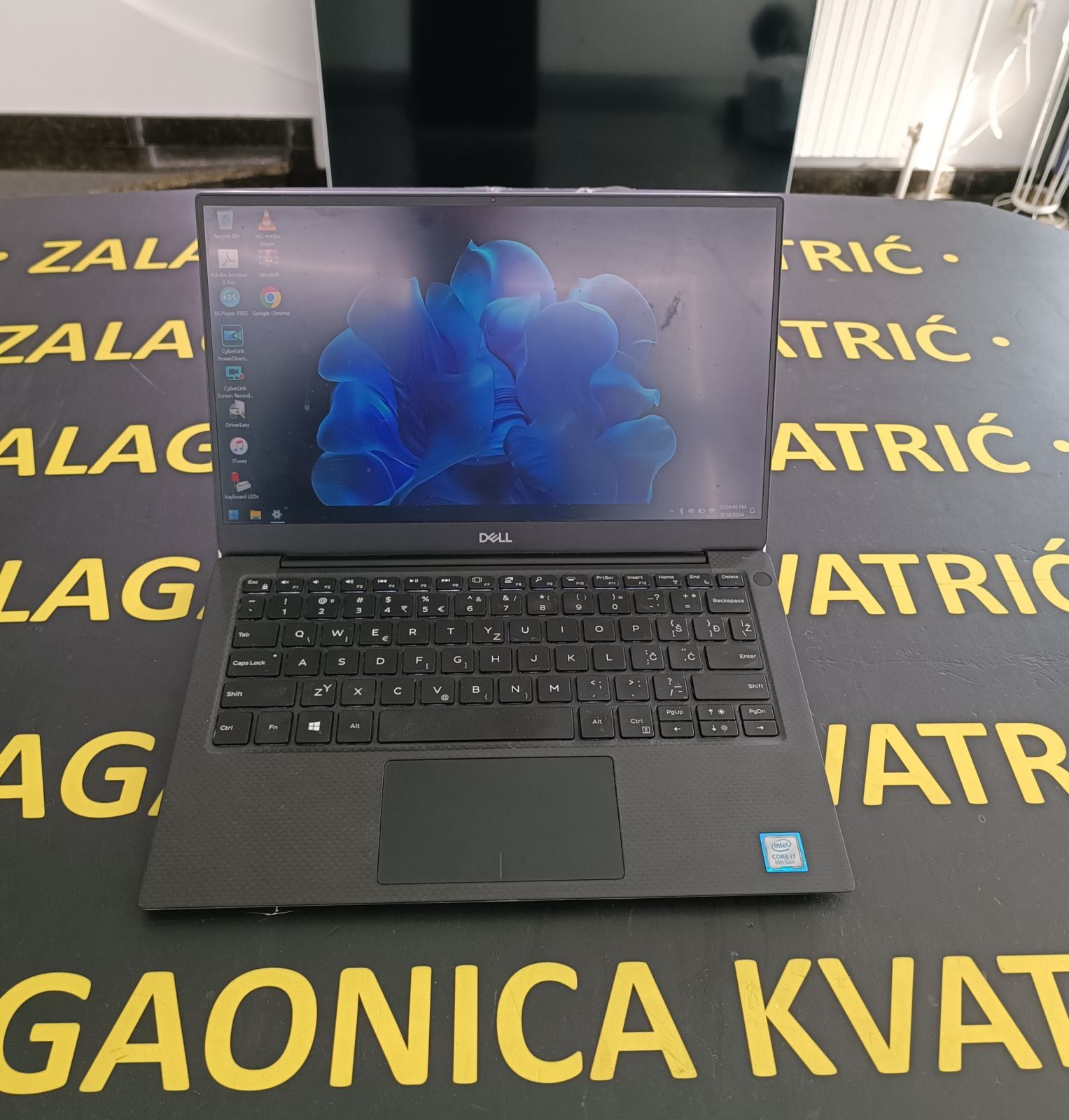 DELL XPS 9380