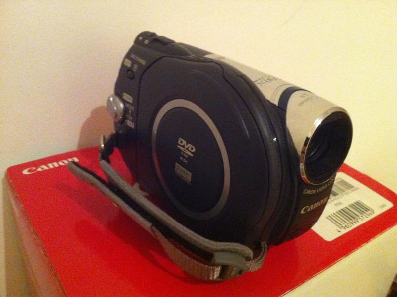Camera Model Dc301 Canon DC301 DVD kamera