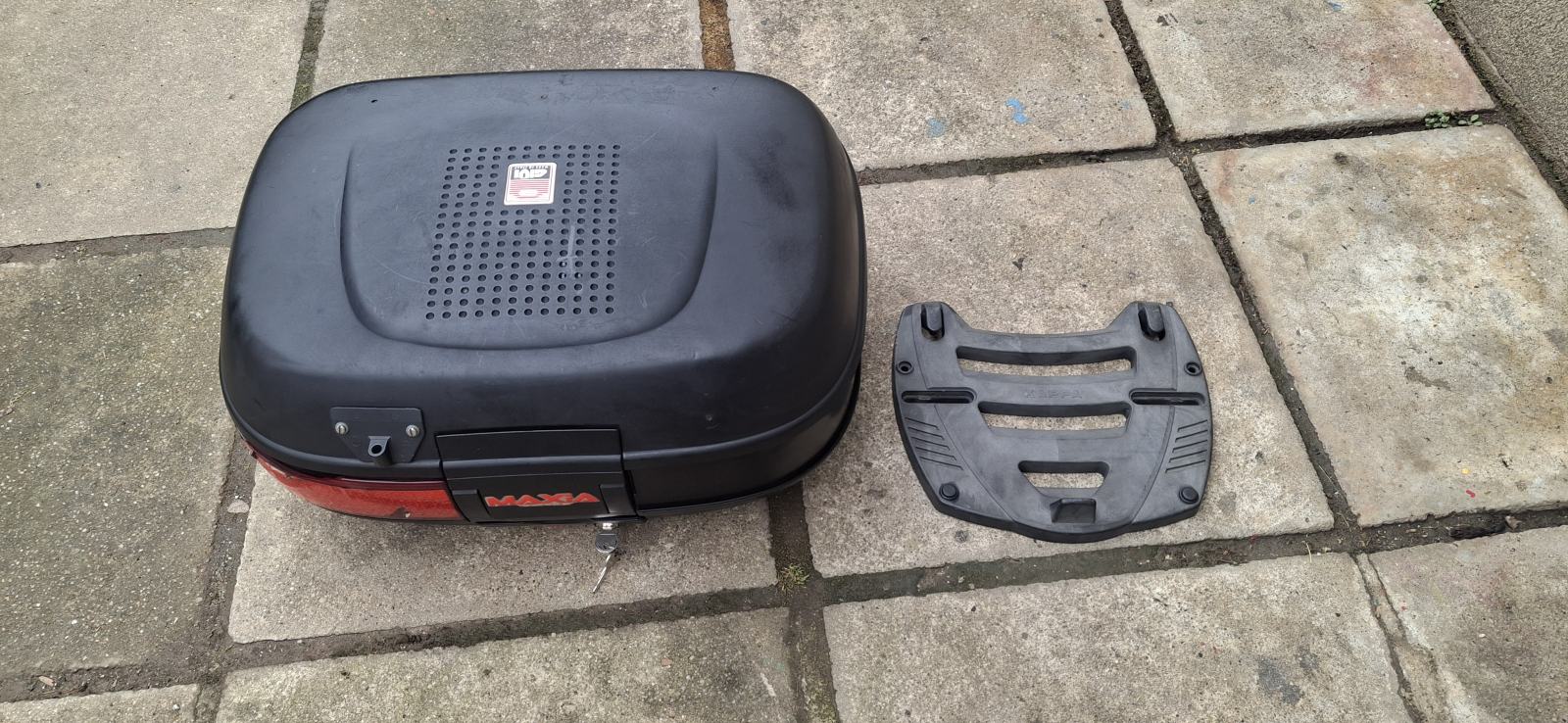 Porte paquet Givi pour E460/E360/E50 - Pièces Bagagerie sur La Bécanerie