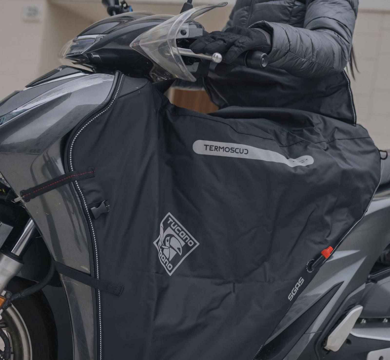 TUCANO URBANO POIGNONS TARP SP Noir - Protections Guidon Imperméables Pour Moto Et Scooter