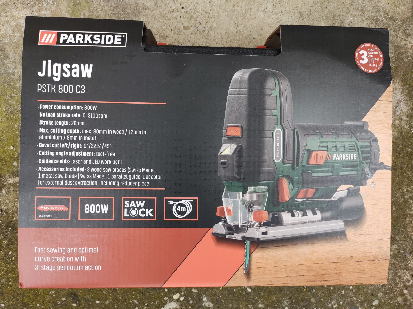 Scie à pendule PARKSIDE PSTK 800 C3 électrique 800 W pour bois métal, 4 lames (Swiss Made), laser et lumière de travail à LED