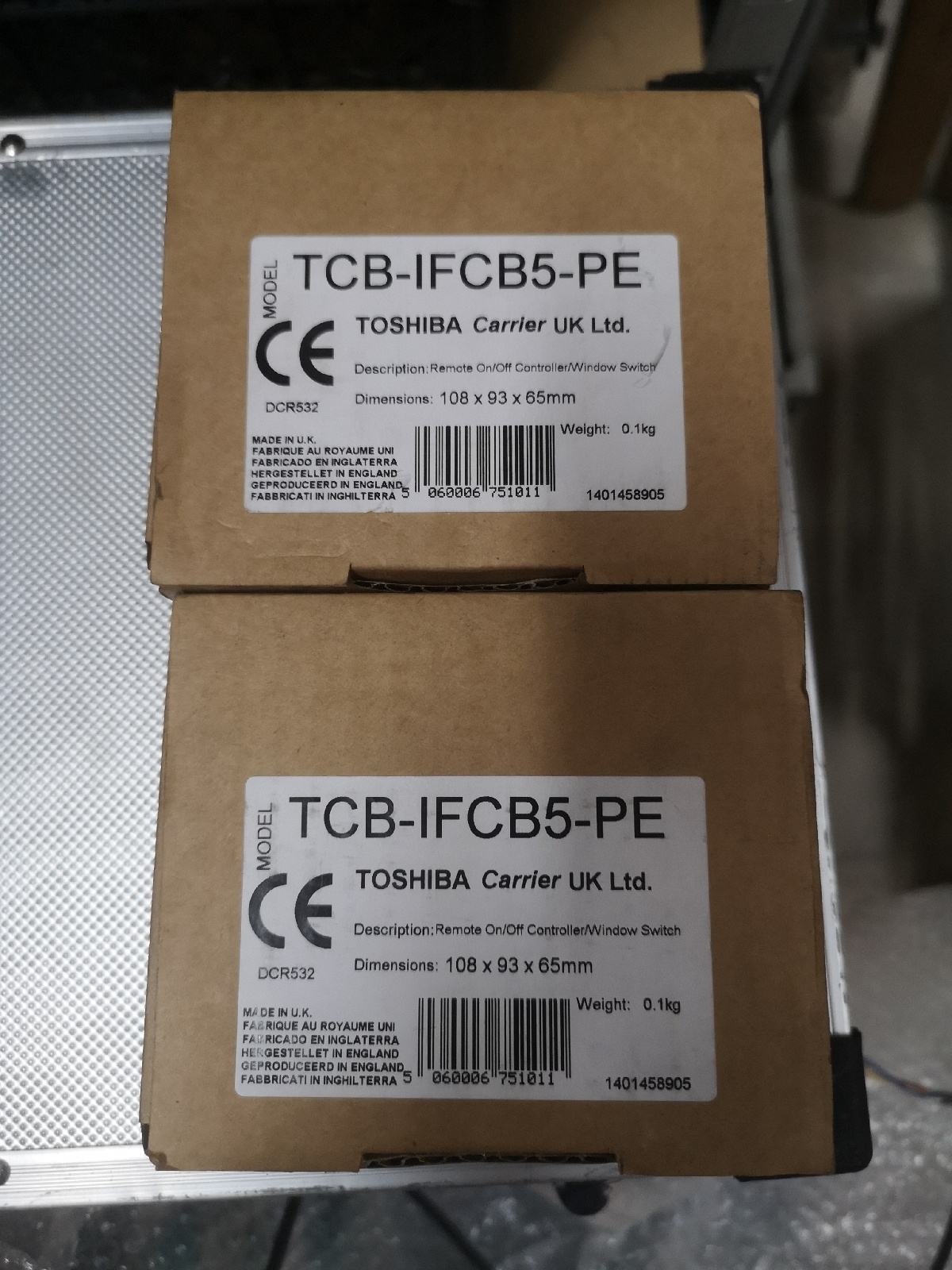 Toshiba TCB-IFCB5-PE Prozorski prekidač NOVO