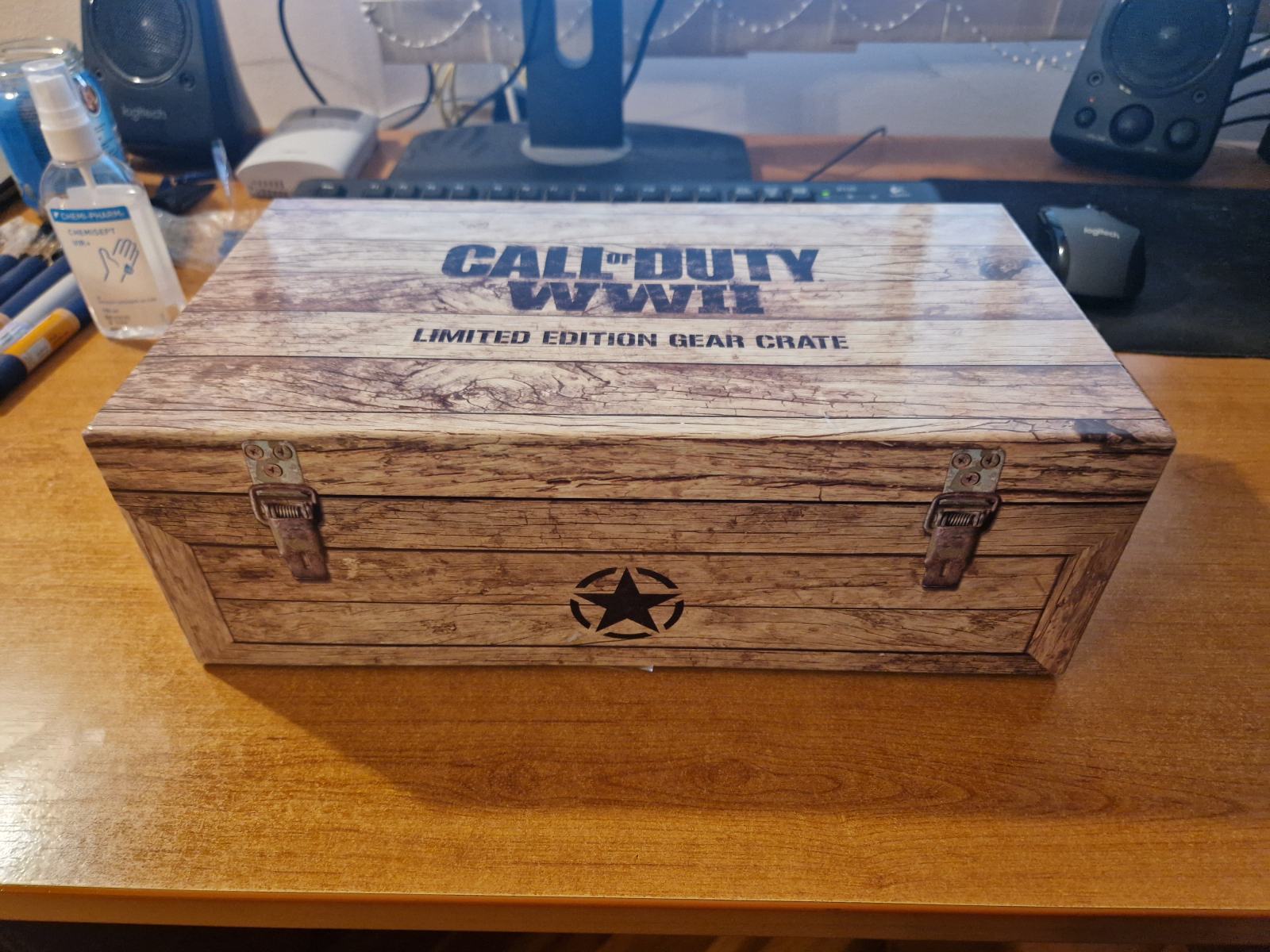 Call of Duty WWII Big Box - Limited Edition Gear Crate