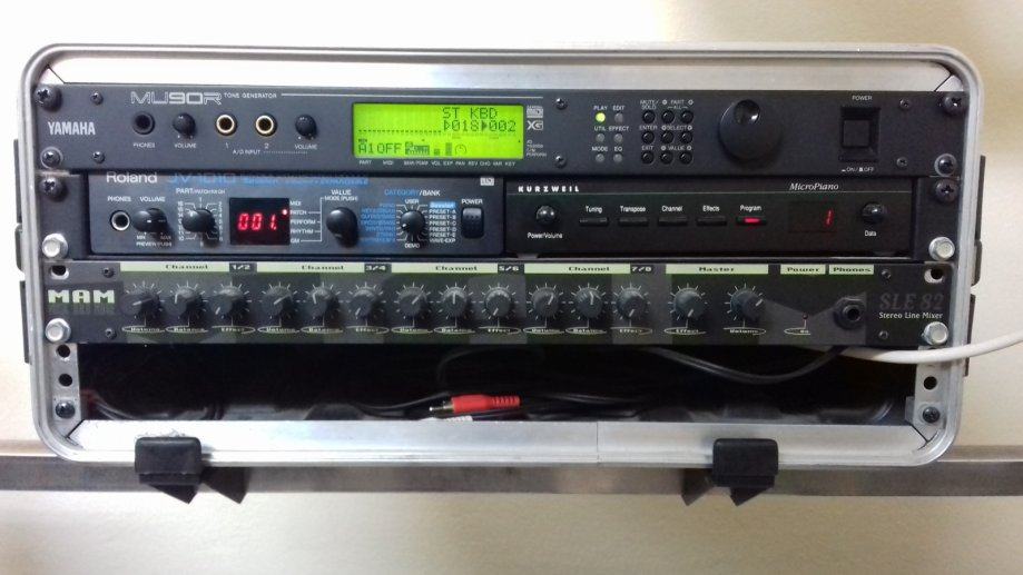 Rack s modulima Roland, Yamaha, Kurzweil