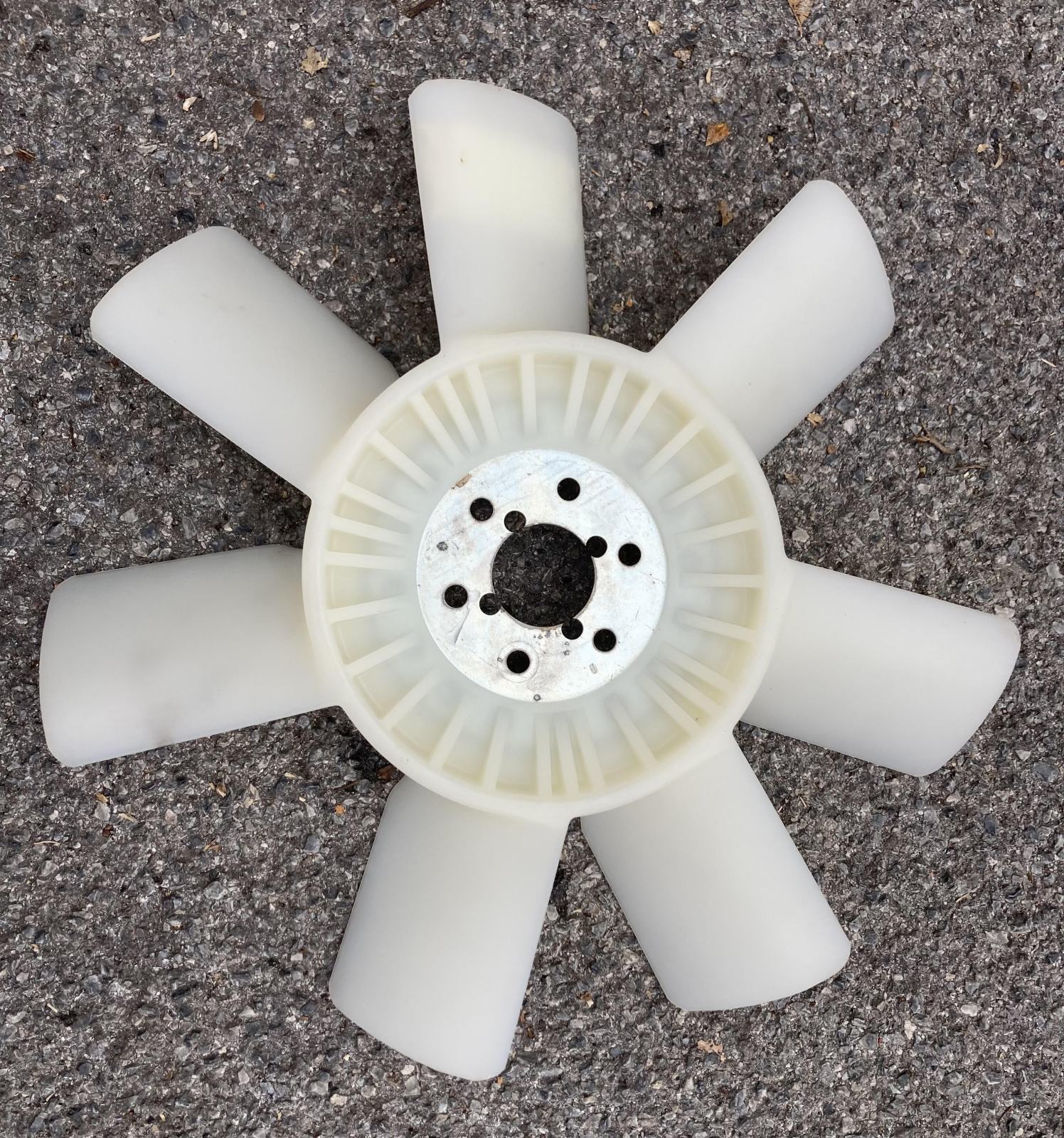 Ala Per Ventilatore 15 Cm In Plastica &ndash; Girante Per Motore A Spilla, Ricambio Generico