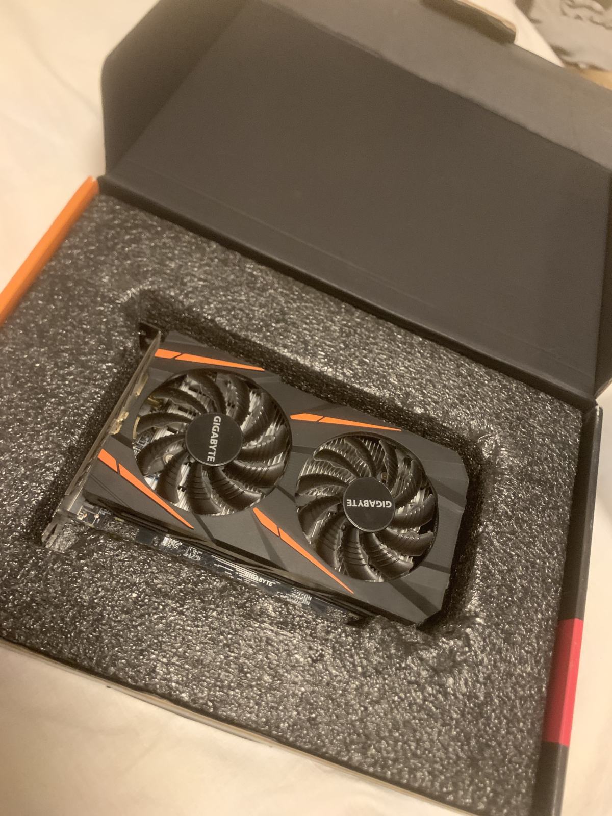 Gigabyte RX 560 Gaming OC 4G