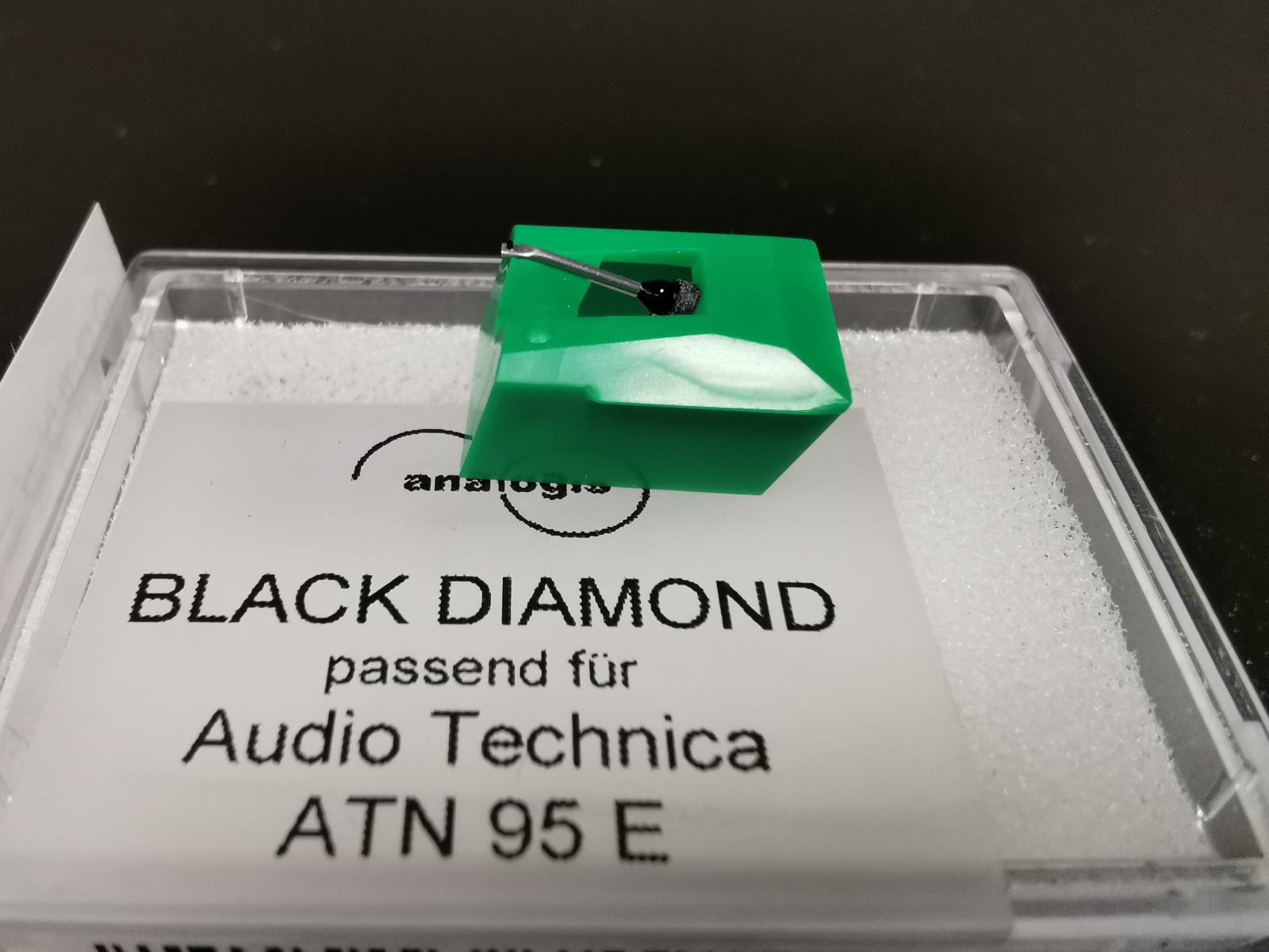 Pointe De Lecture Diamant Black Diamond Pour Cellule Audio-Technica AT-13EAV – Son Pur Et Précis