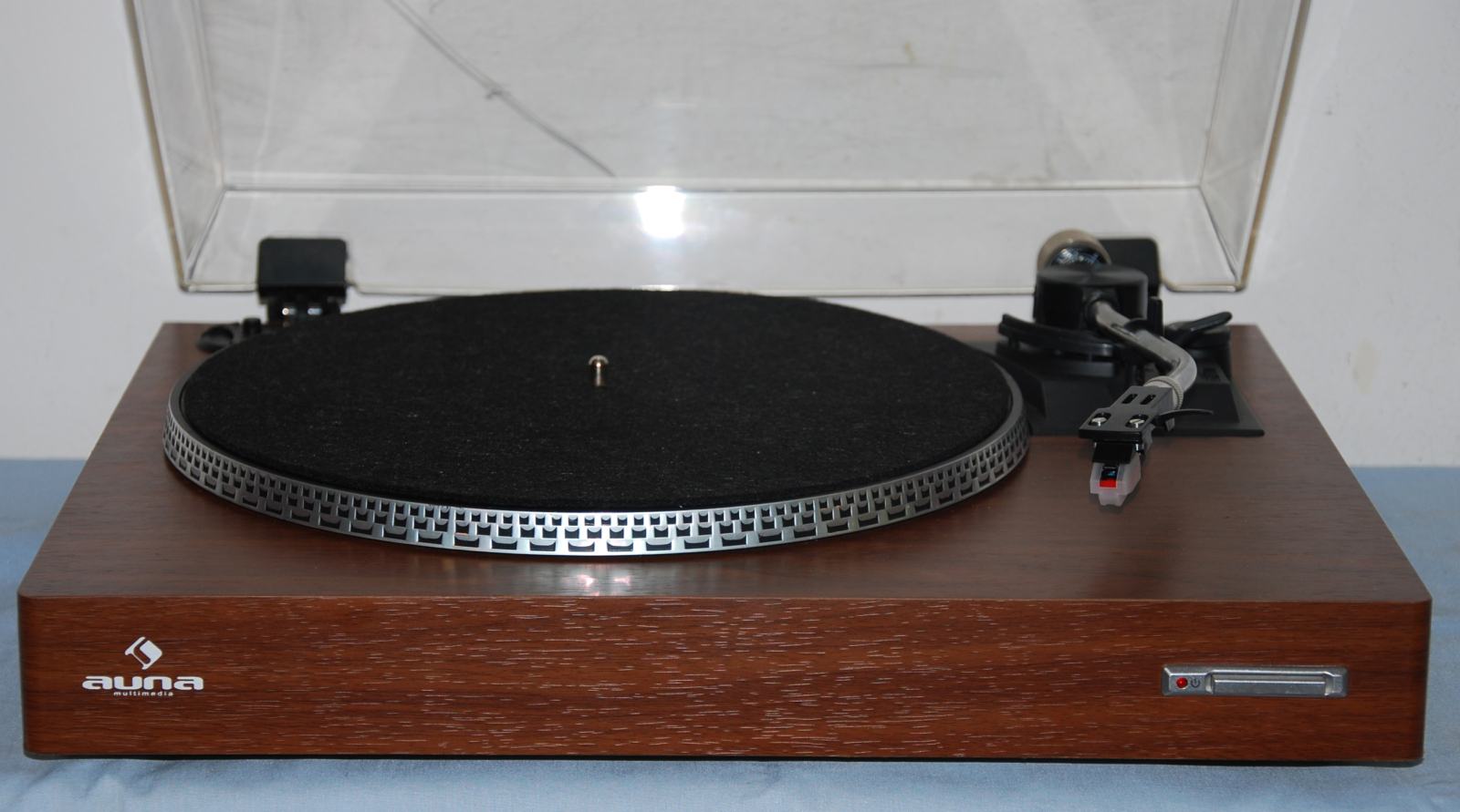 Gramofon Auna