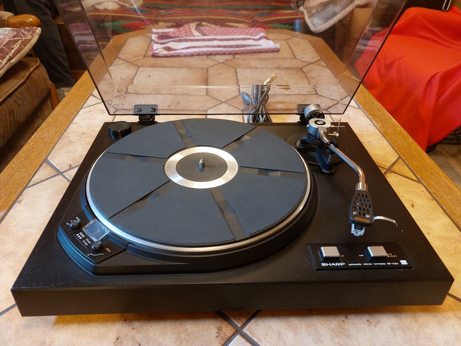 gramofon SHARP RP-1144