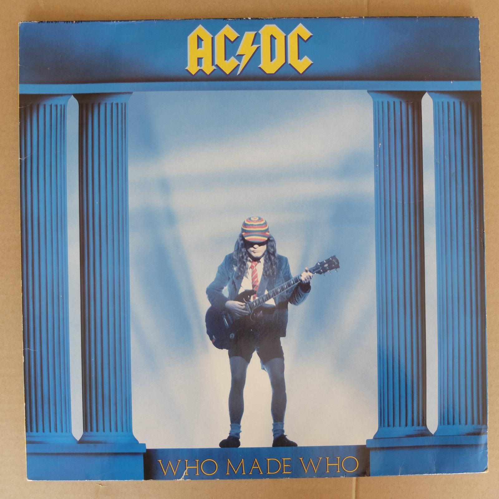 AC/DC – Who Made Who
