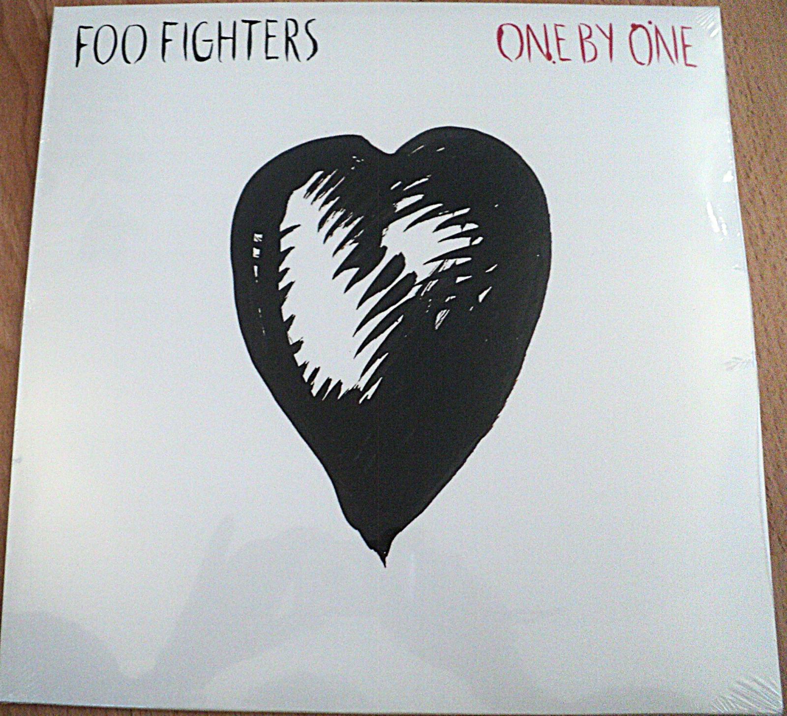 FOO FIGHTERS - ONE BY ONE - LP PLOČA