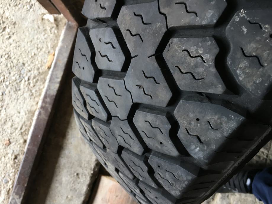 Gume Goodyear 215/70/15 c, cargo bez por i sms ( 215/70/15c )