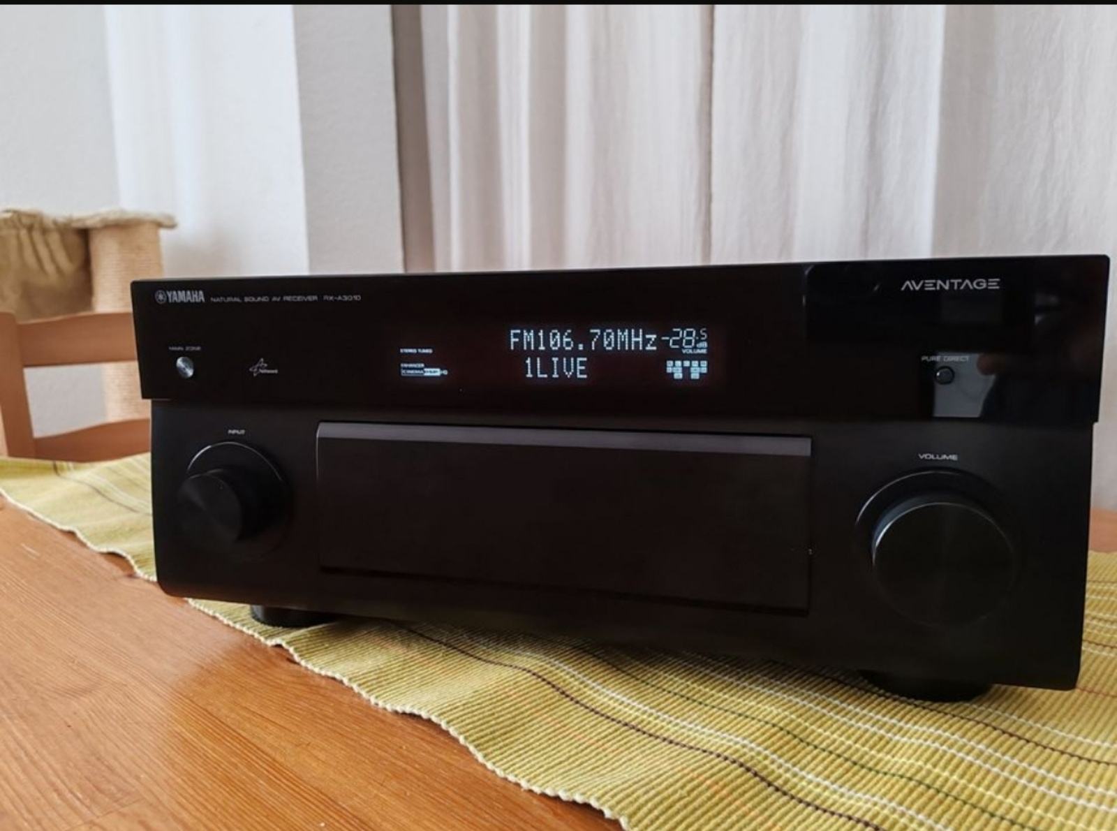 Yamaha Aventage RX-A3010 receiver