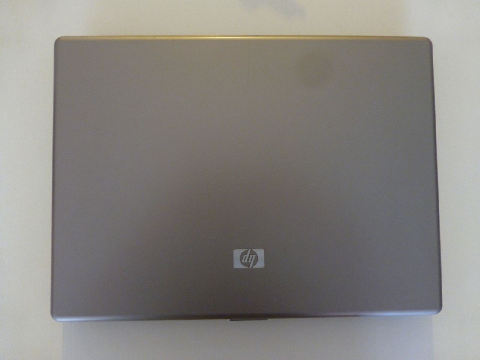 HP Compaq 6720S - Kasa Üst Kapak