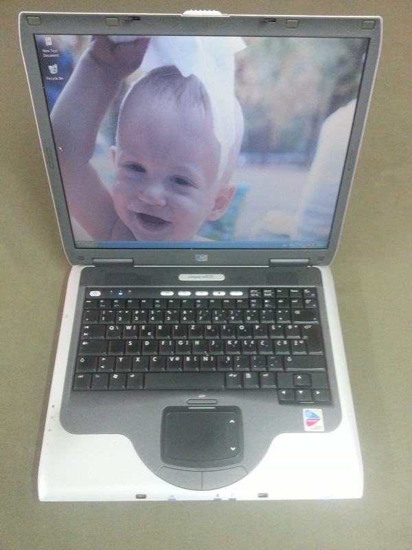 PC Portátil HP nx9030 XP SP2 de segunda mano por 99 EUR en Madrid en