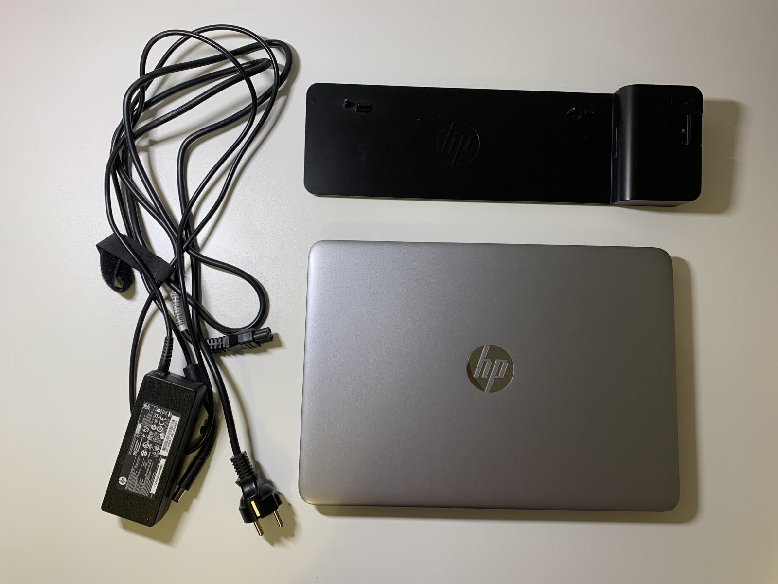 Hp Elitebook 840 G3 Docking Station HP ELITEBOOK 840 G3 | i5-6300U | 8GB RAM | 512GB SSD + Docking Station