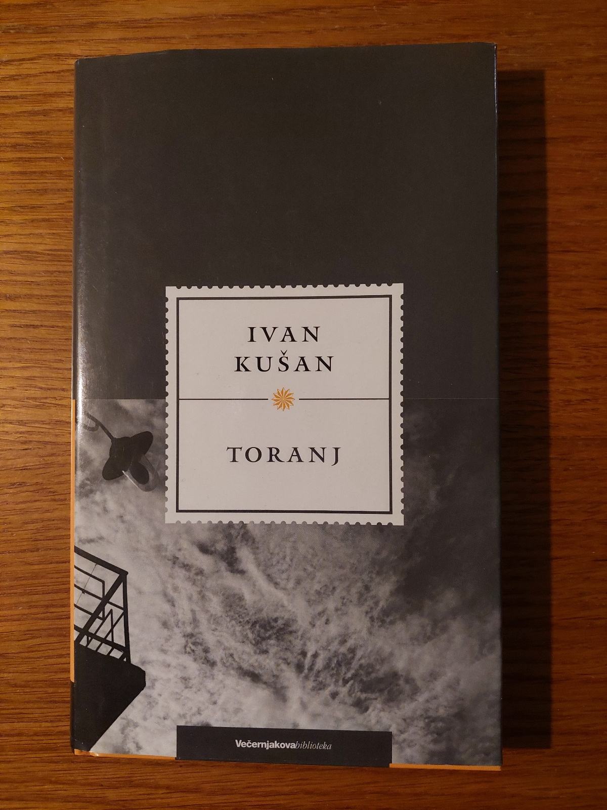 TORANJ - Ljetopis za razbibrigu / Ivan KUŠAN