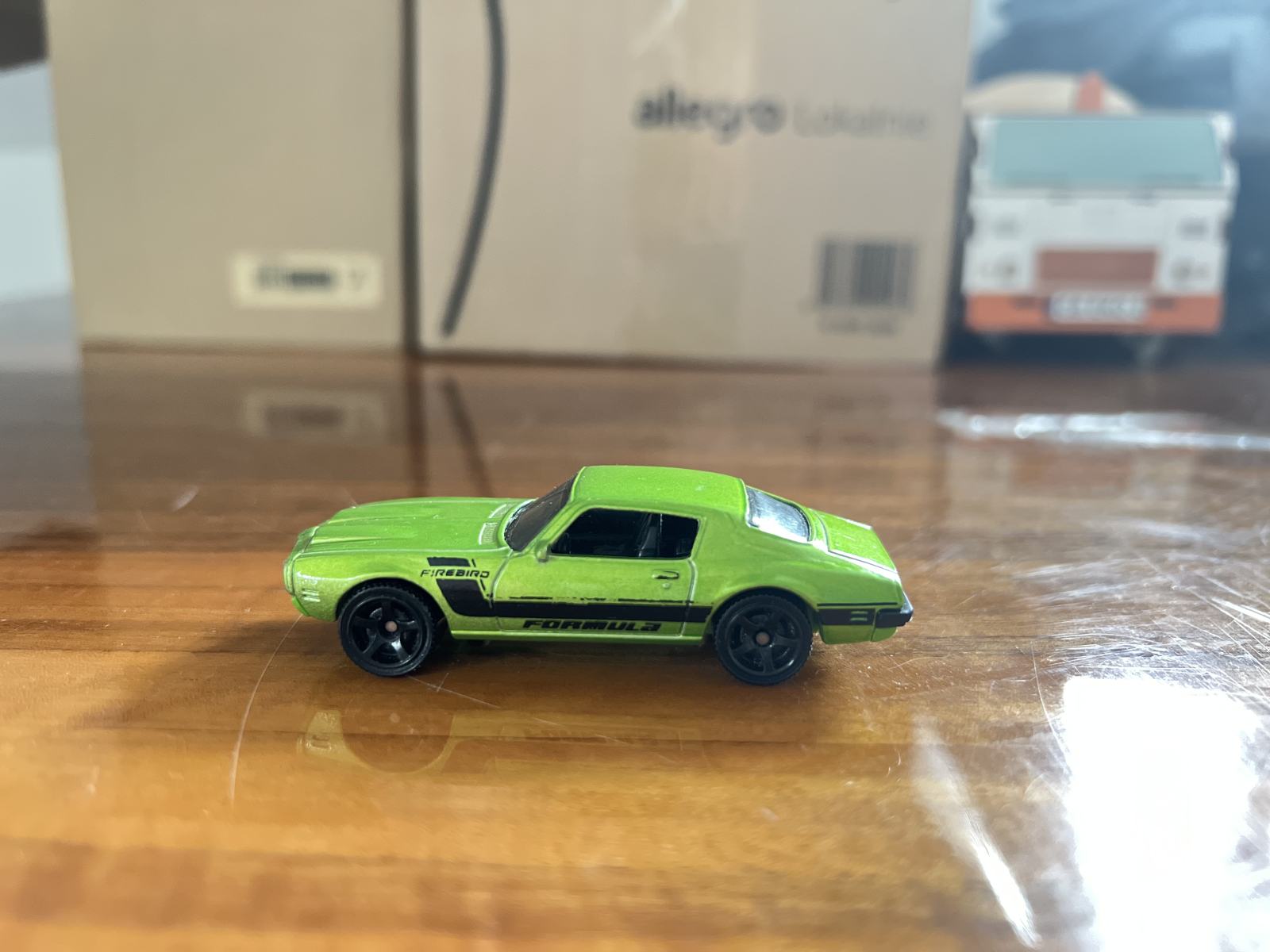 Autic Pontiac Firebird 1:64 MATTEL Matchbox