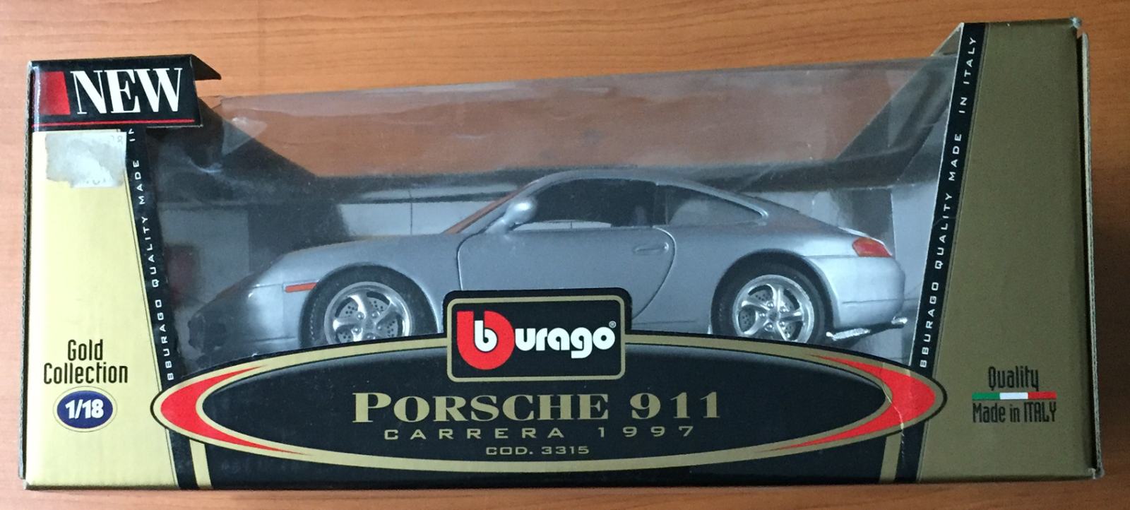 Voiture 1/18 ème Porsche Carrera vert 1990 - Feu Vert