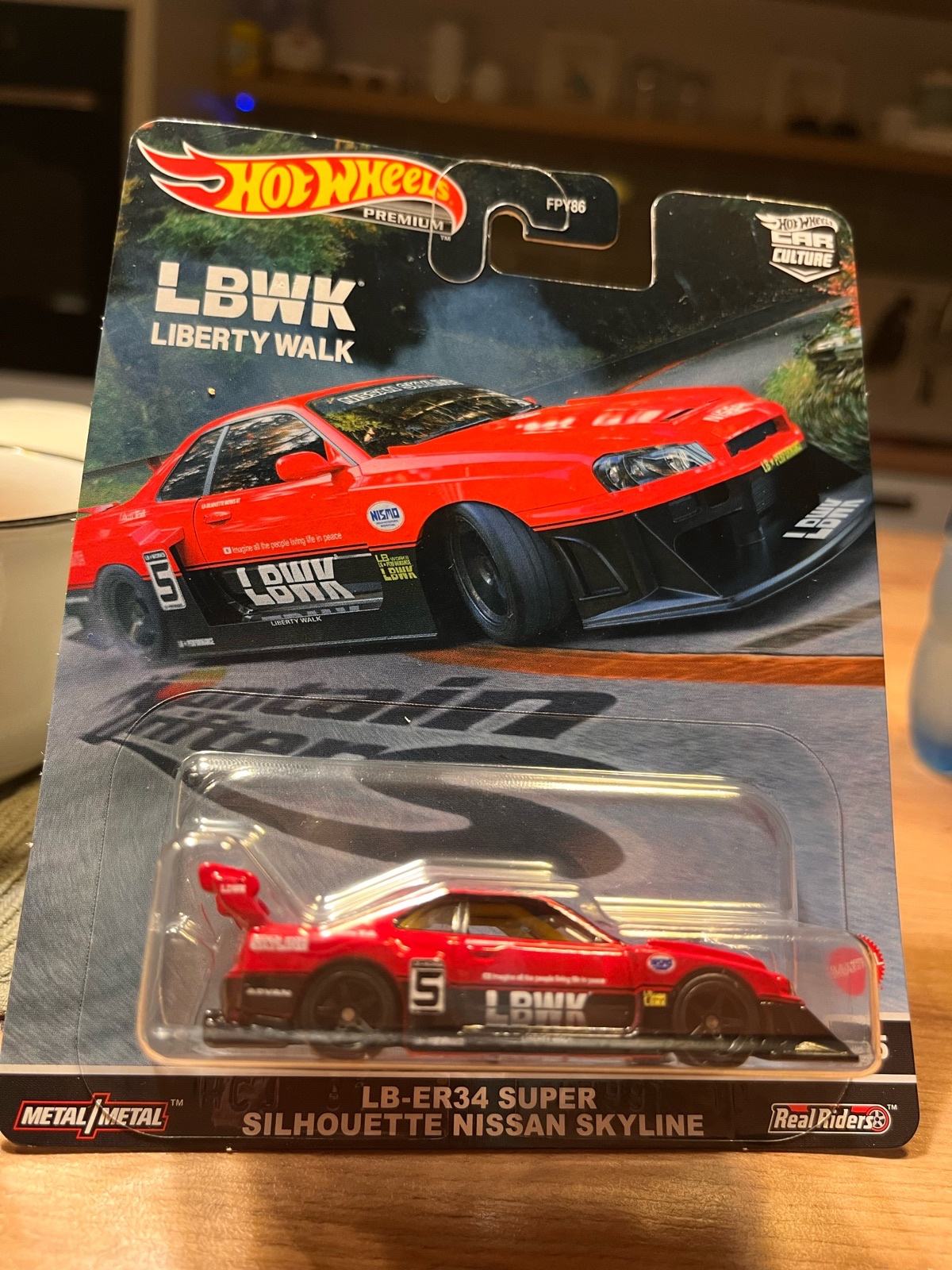Hot wheels premium LBWK Nissan Skyline