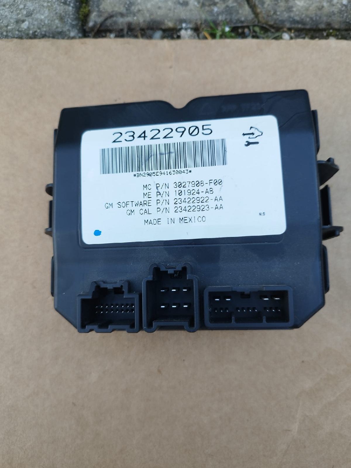 23422905 elektronska jedinica zadnjeg haube