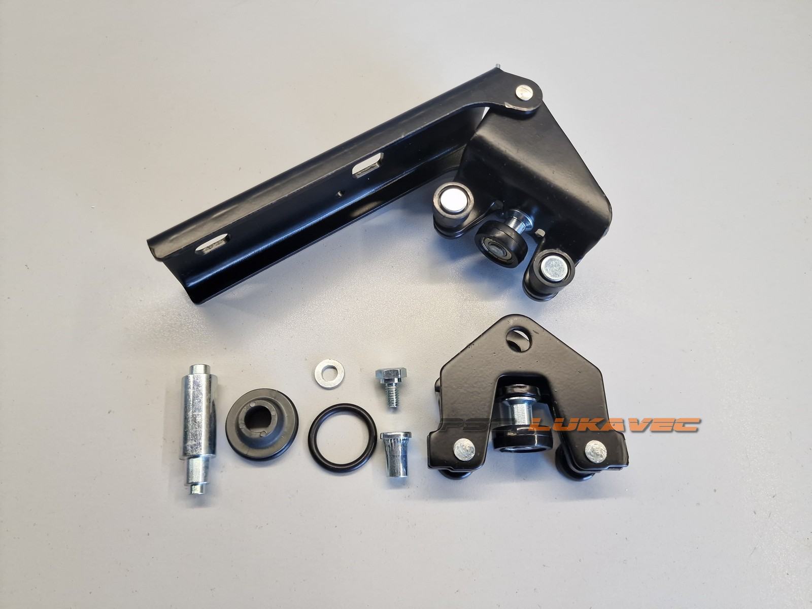 スライドドアガイド Compatible with Opel for Vivaro A 2000-2014 車用スライドドアローラー 車のスライドドアローラー  Compatible With Opel For Vivaro 2001 2002 2003 2004 2 Compatible With  Sprinter 2001 2002 2003 2004 2005 2006 車右スライドドアローラ ... スライドドアガイド Compatible with Opel for Vivaro 2001-2014 ガイドローラー スライドドア