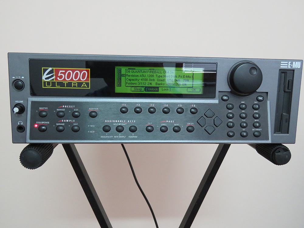 E 5000 ULTRA rack sampler
