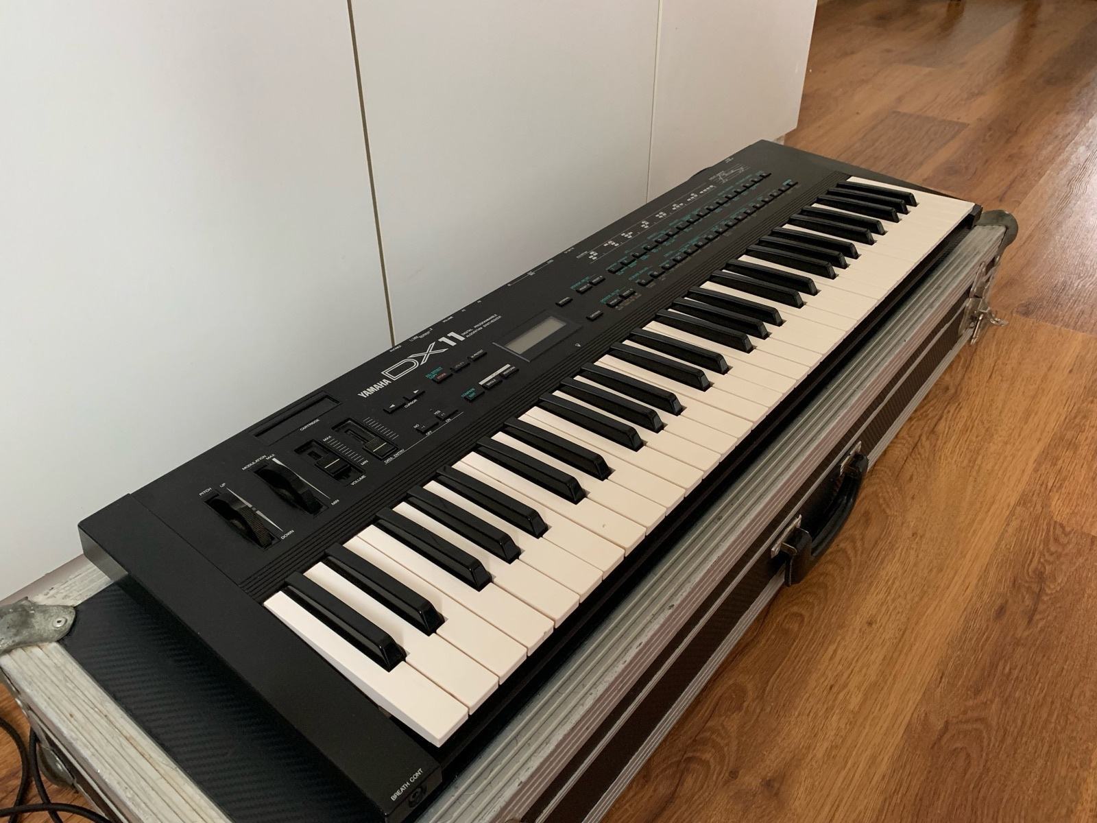 Yamaha dx11