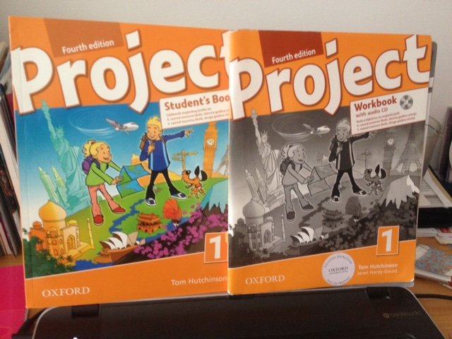 Project fourth edition 1, Udžbenik i probni testovi